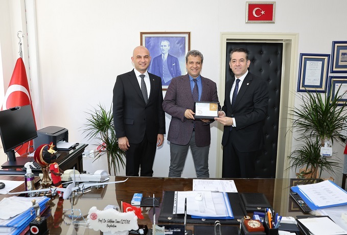 Gazi Üniversitesi Tıp Fakültesi Hastanesi Başhekimi Prof.Dr. Gökhan Tuna Öztürk’ü Ziyaret