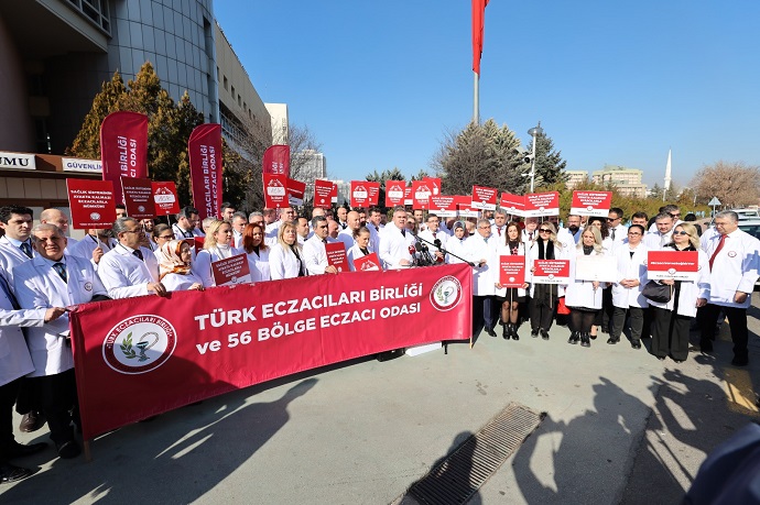 https://www.teb.org.tr/uploads/deryakrasnic/birlik/sgk%20basin%20aciklamasi/29.01.2025_basn_3.jpeg